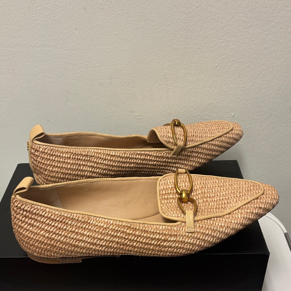 Veronica Beard Champlain Loafer in Ecru Woven Flats with Gold Detail Size : 8.5 - Picture 5 of 11